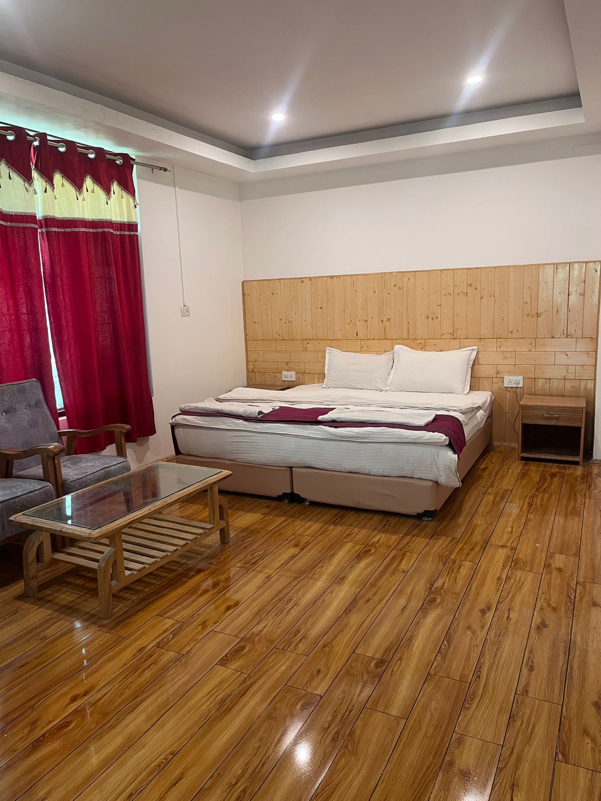 Hotel Suru View - Tap to explore photos