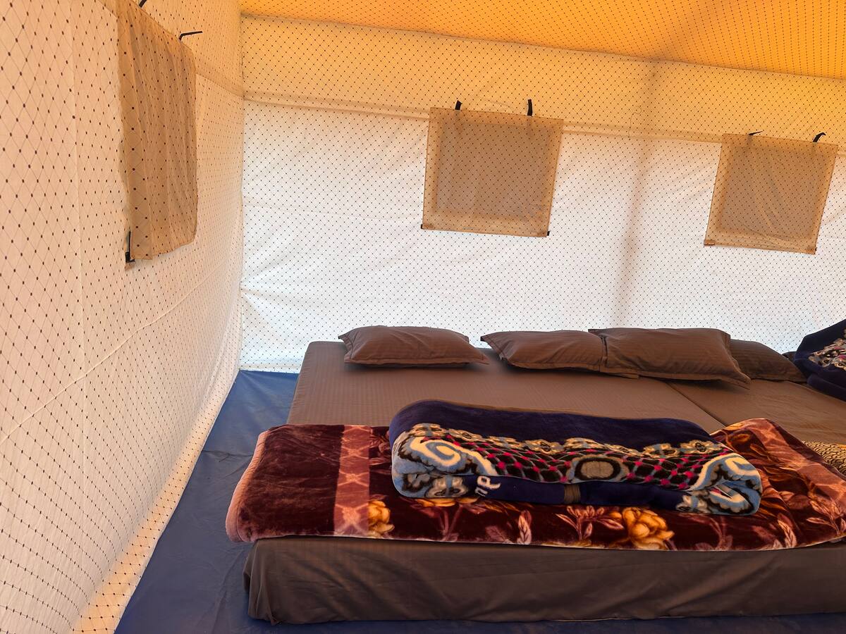 GoingZero Riverside Luxury Camps - Tap to explore photos