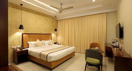 New York Square Room Type - Deluxe Room New York Square Room Type - Deluxe Room