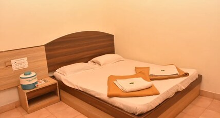 Janata Happy Home Matheran, 300 m from Matheran Railway Station Room Type - Deluxe King Room
