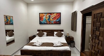 Thakur Boutique Hotel Room Type - Deluxe Room New Wing