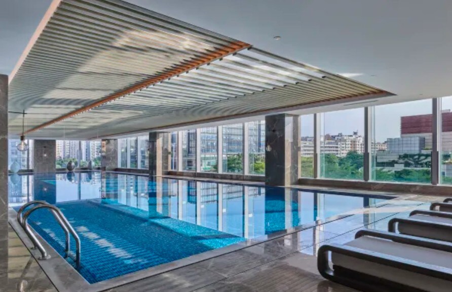 DoubleTree by Hilton Shenzhen Airport Residences - Tap to explore photos