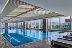 DoubleTree by Hilton Shenzhen Airport Residences
