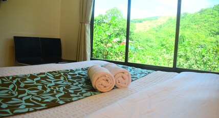RIVERSTONE NATURE RESORT Room Type - Deluxe Room with Mountain View