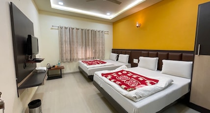 Hotel Ashapura by Sky Stays Room Type - Four Bed Family Room