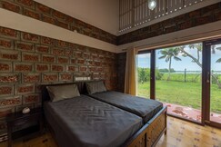 Elysian| Pet- Friendly 2BR cottage by the backwaters