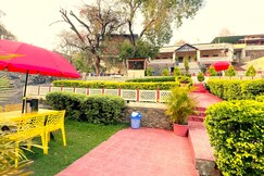 Hotel Chandravilas, Mount Abu