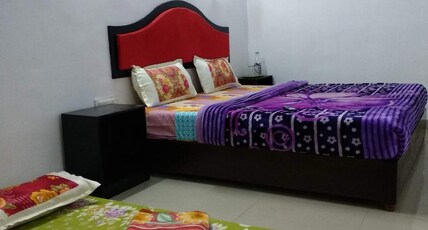Glen Brook Room Type - Family Room Optional Extra bed with charges