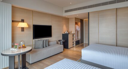 Gateway Ahmedabad, Sindhu Bhavan Road Room Type - Deluxe Twin Bed Room  City View