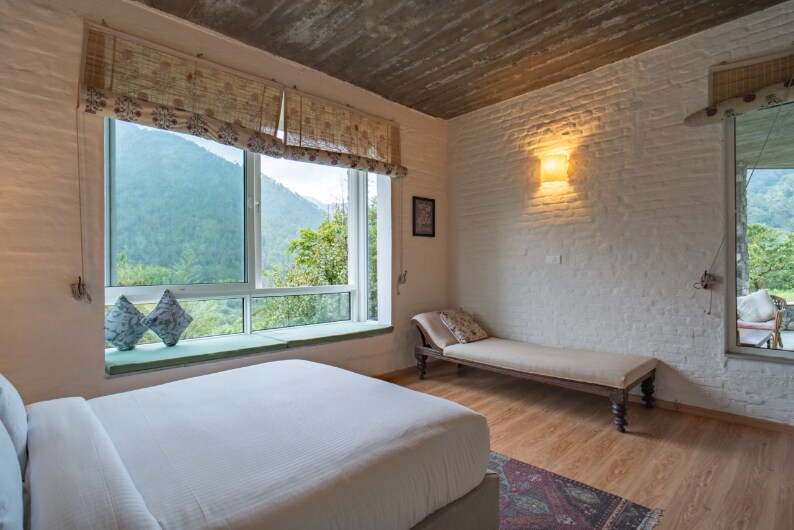 Villa Buransh | Room in a Villa - Tap to explore photos