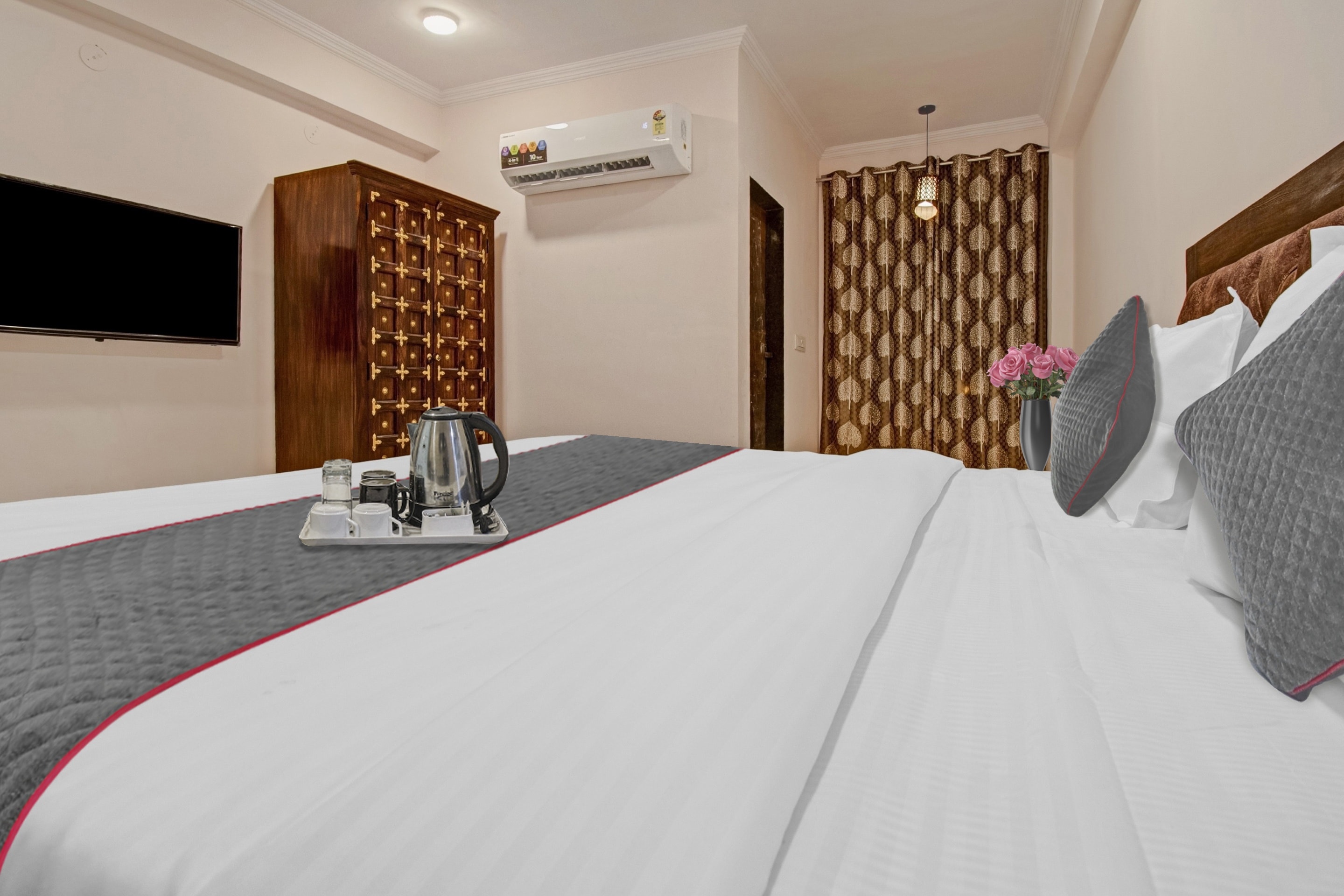 Hotel O JBS Jaipur Heritage - Tap to explore photos