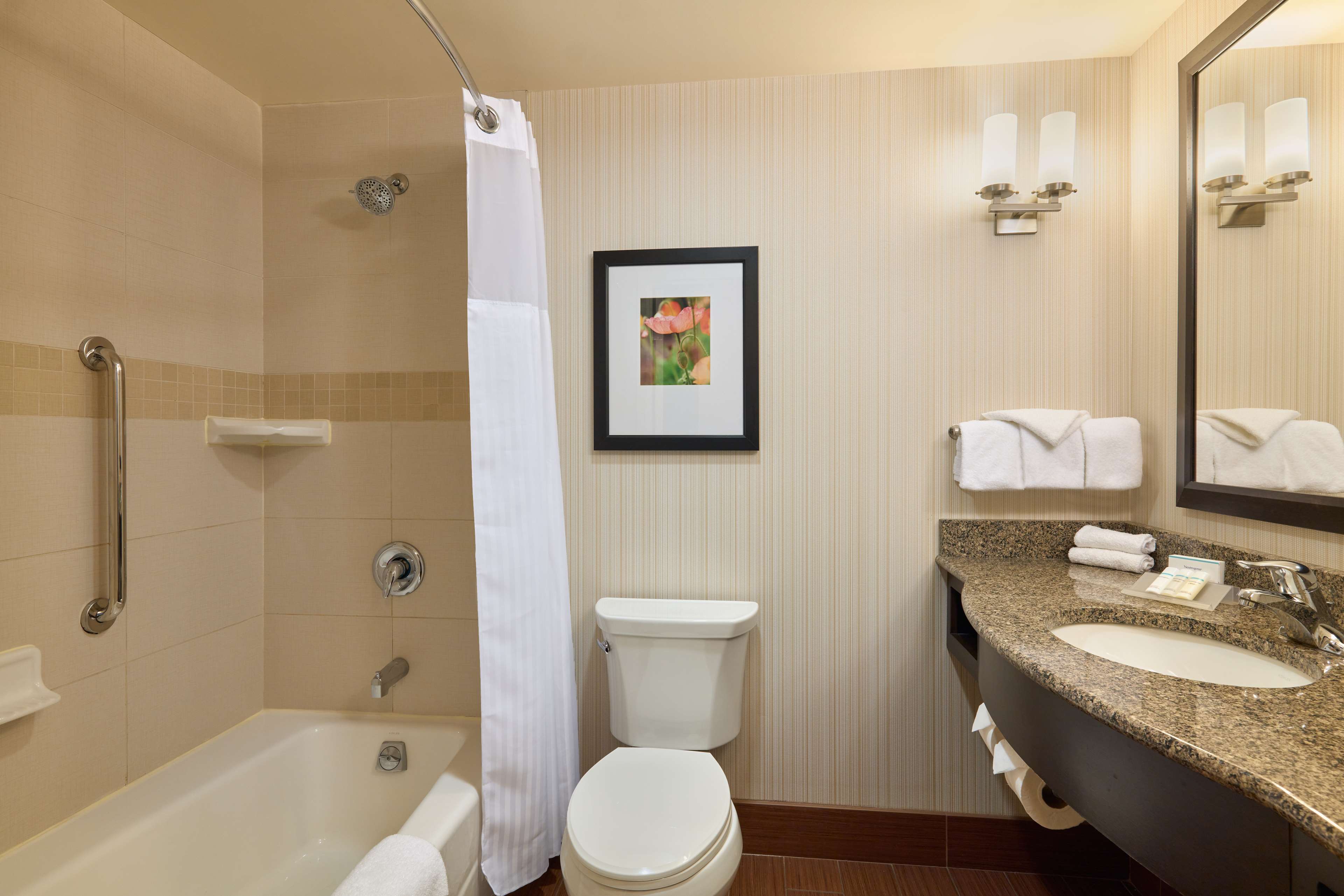 Hilton Garden Inn Hershey - Tap to explore photos