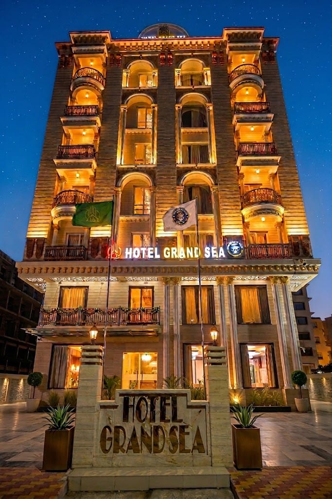 Hotel Grand Sea - Tap to explore photos