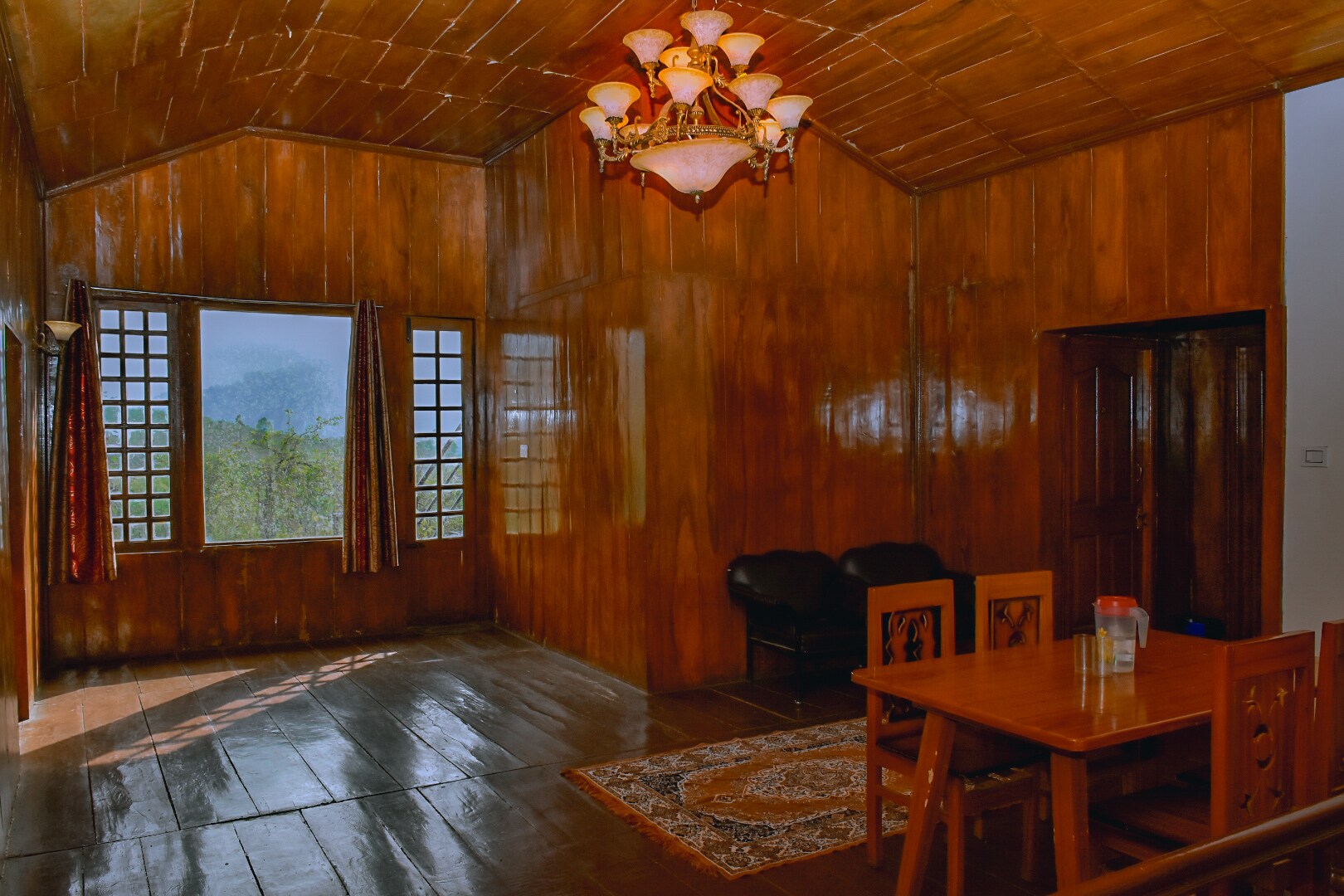 KEE2 WOOD HOUSE KODAI - Tap to explore photos
