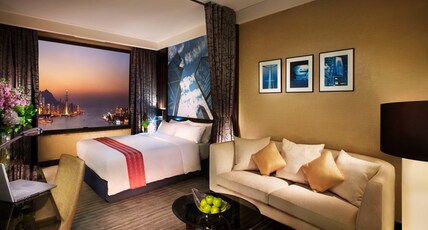 Harbour Grand Hong Kong Room Type - Premier Harbour View Room