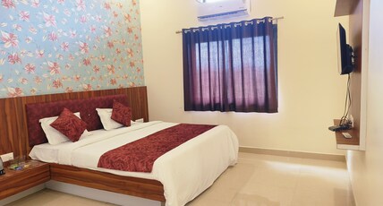 HOTEL SHRI KAILASH MANASAROVAR Room Type - Super Delux