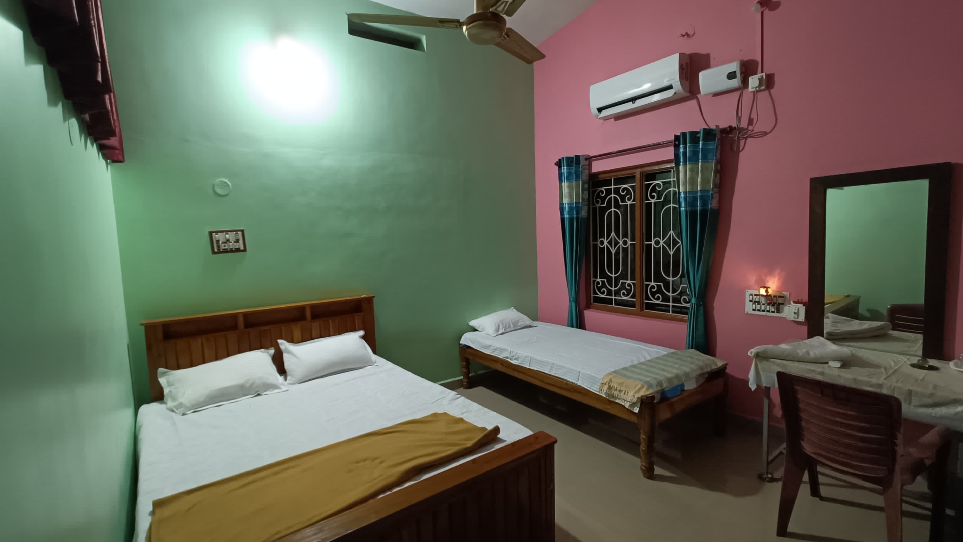 NativeHomestay - Tap to explore photos