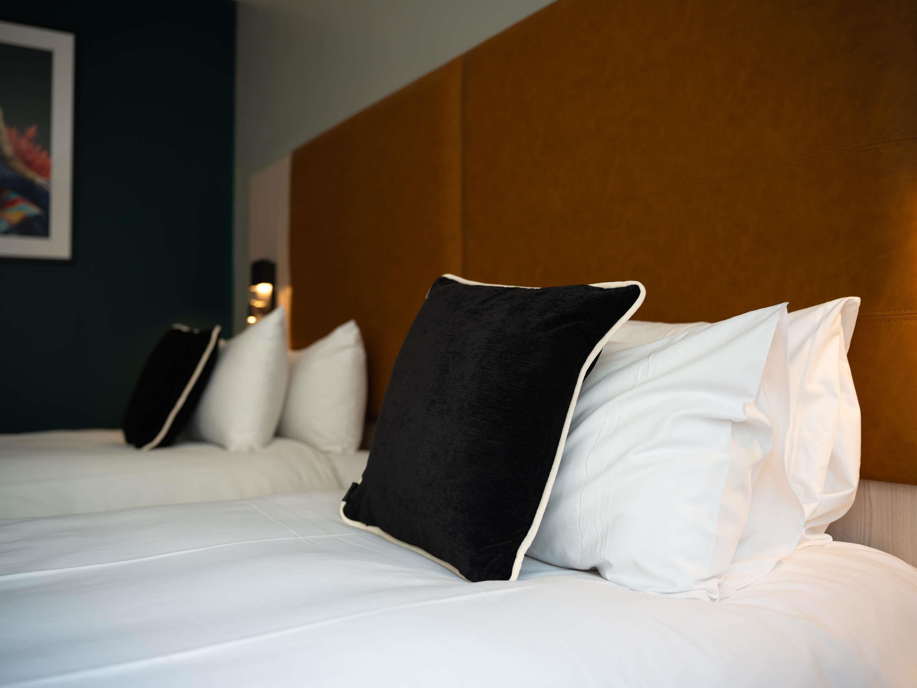 Maek Hotel Antwerp Central - Handwritten Collection - Tap to explore photos