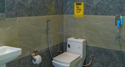 Bunker Hostels Kareri Room Type - Deluxe Double Room with Balcony