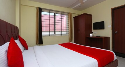HOTEL THEPLATINUM Room Type - Standard Room