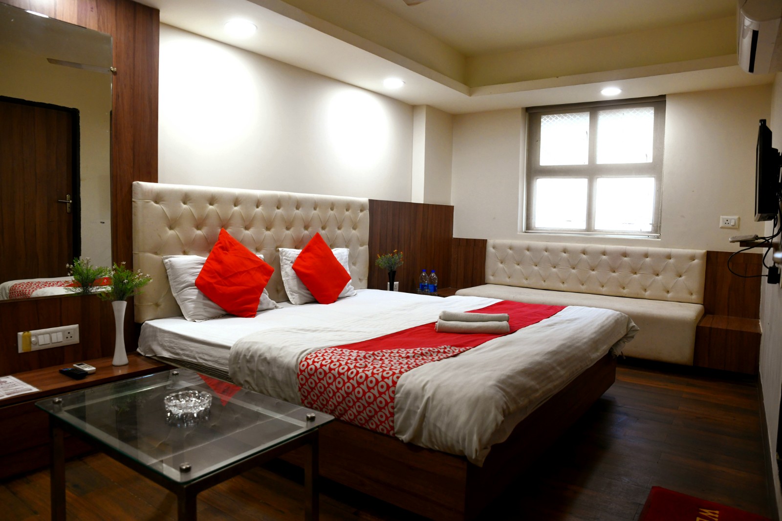 HOTEL ARYA PALACE  Room Type - SUPER EXECUTIVE AC ROOM