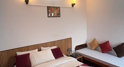 Shree Kedarlingam Hotel & Retreat Room Type - Luxury Room with Valley View