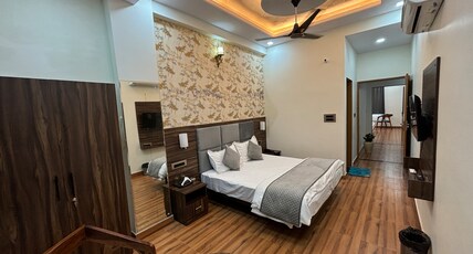 Hotel Downtown - Vaishali Nagar Room Type - Standard Room