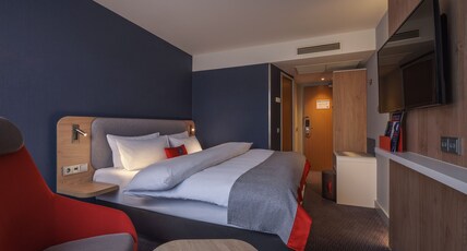 Holiday Inn Express BERLIN CITY CENTRE Room Type - 1 Queen Standard