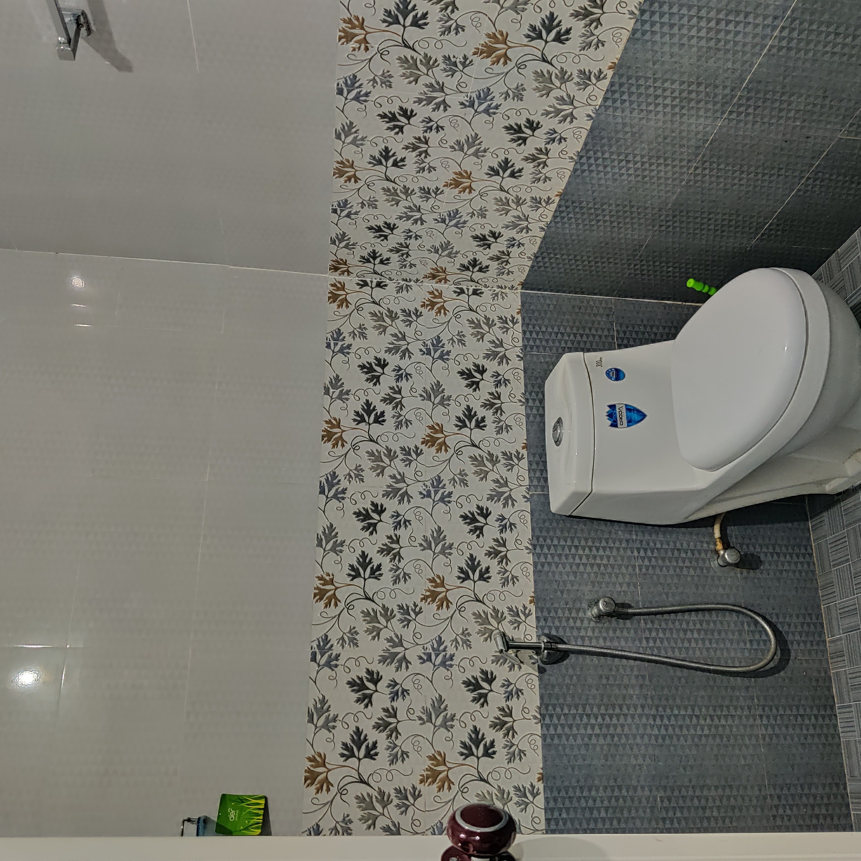 Wind Valley Homestay | Rooms & Wi-Fi - Tap to explore photos