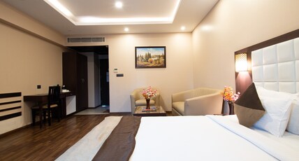 Akshaya Aura Room Type - Club Room