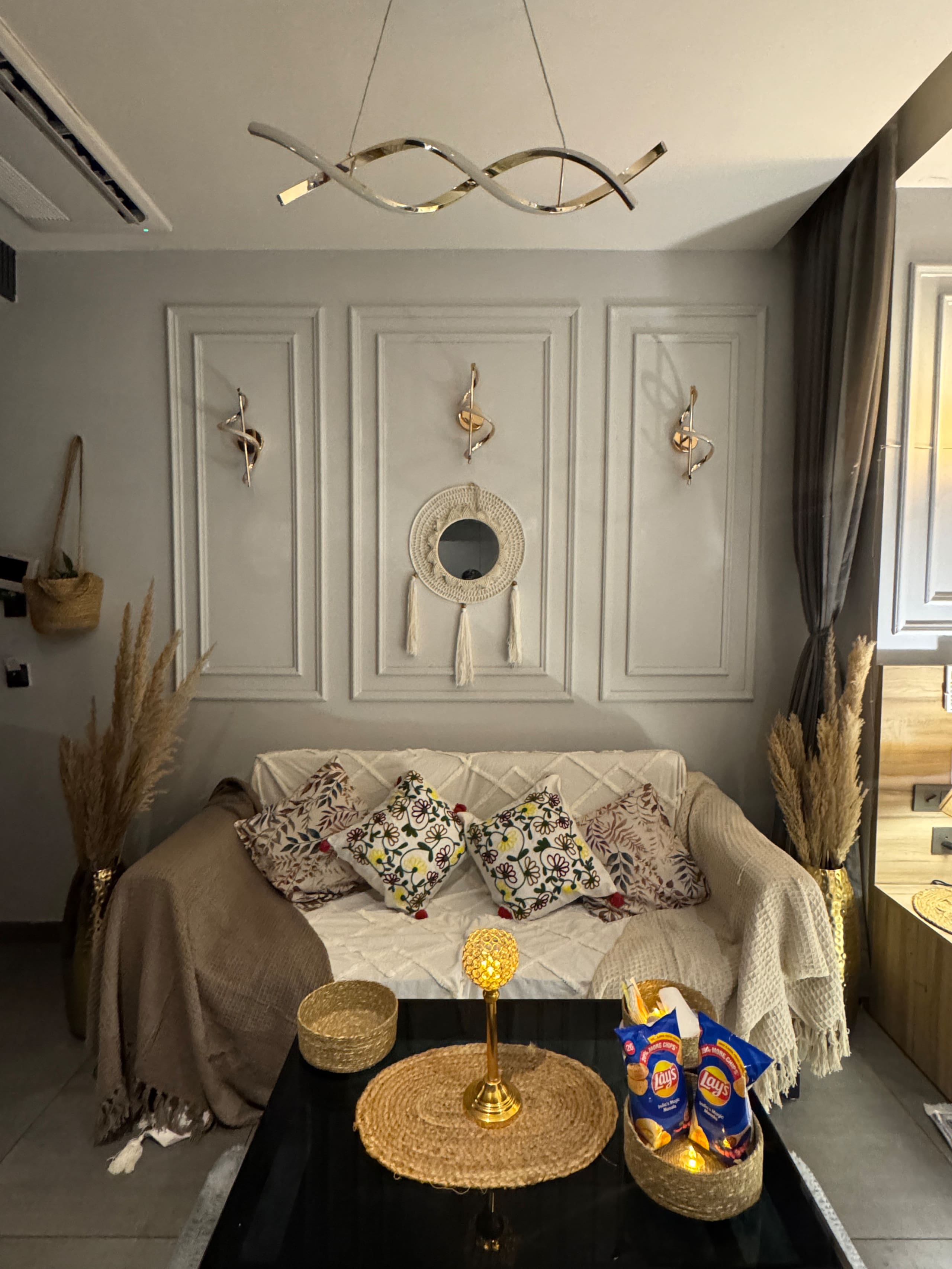 The Spiral Nest Luxury Studio Supernova Spira - Tap to explore photos