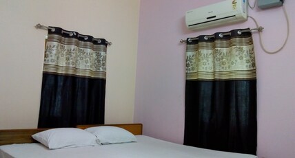 Kashistay Guest House Room Type - Standard AC Room