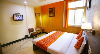 Hotel Moti Palace Room Type - Deluxe Double Room