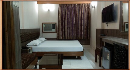 Hotel Balajee Room Type - VIP Executive Room