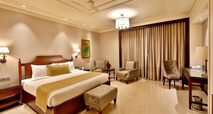 Hotel Maharaja Regency Room Type - Premium Room..