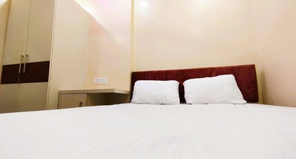 Hotel Royal Radiant Room Type - Double Bed room with Private Bathroom without AC
