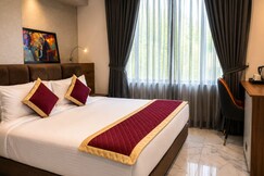 Sabu's Grand Royale Hotel