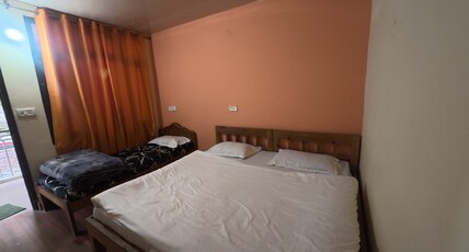 Hotel Shiv Ganga Room Type - Bedroom 3