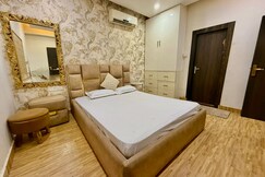 Sukoon-e-Dil || Entire 2BHK Service Apt.