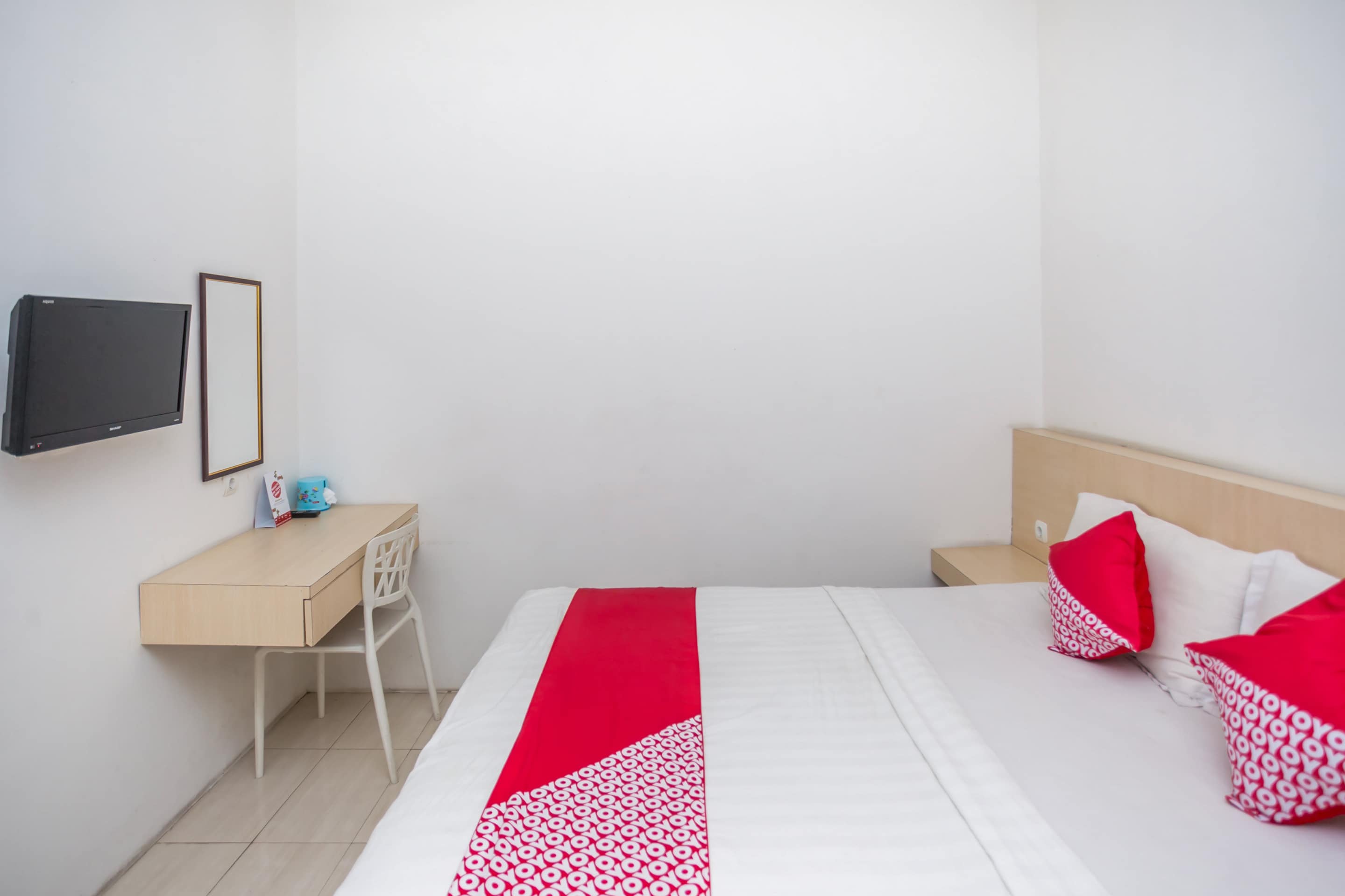 Hotel O Lapan Lapan - Tap to explore photos