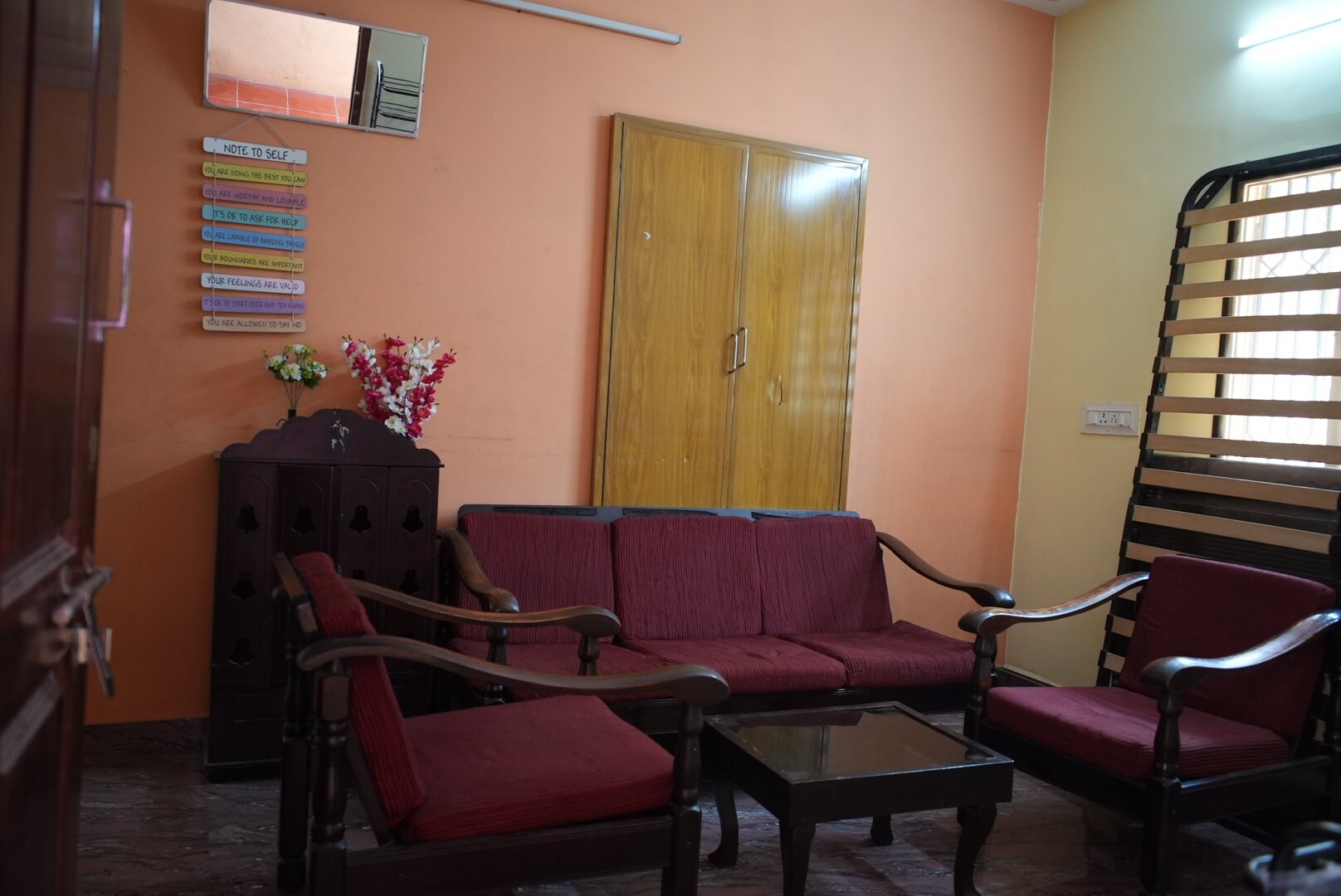 Pleasant 2BHK AC Home Guindy 20 mnts from Airport - Tap to explore photos
