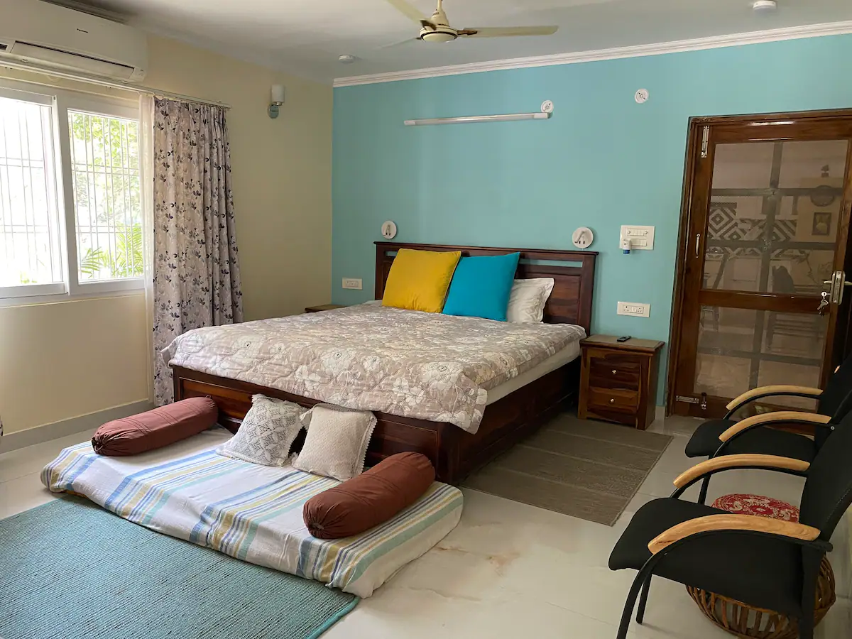 Abha Home Stay - Tap to explore photos