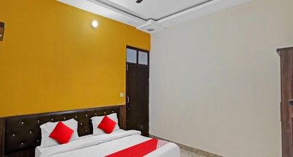 Super Hotel O Fortune Suites Room Type - Classic