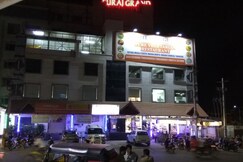 Hotel Suraj Grand