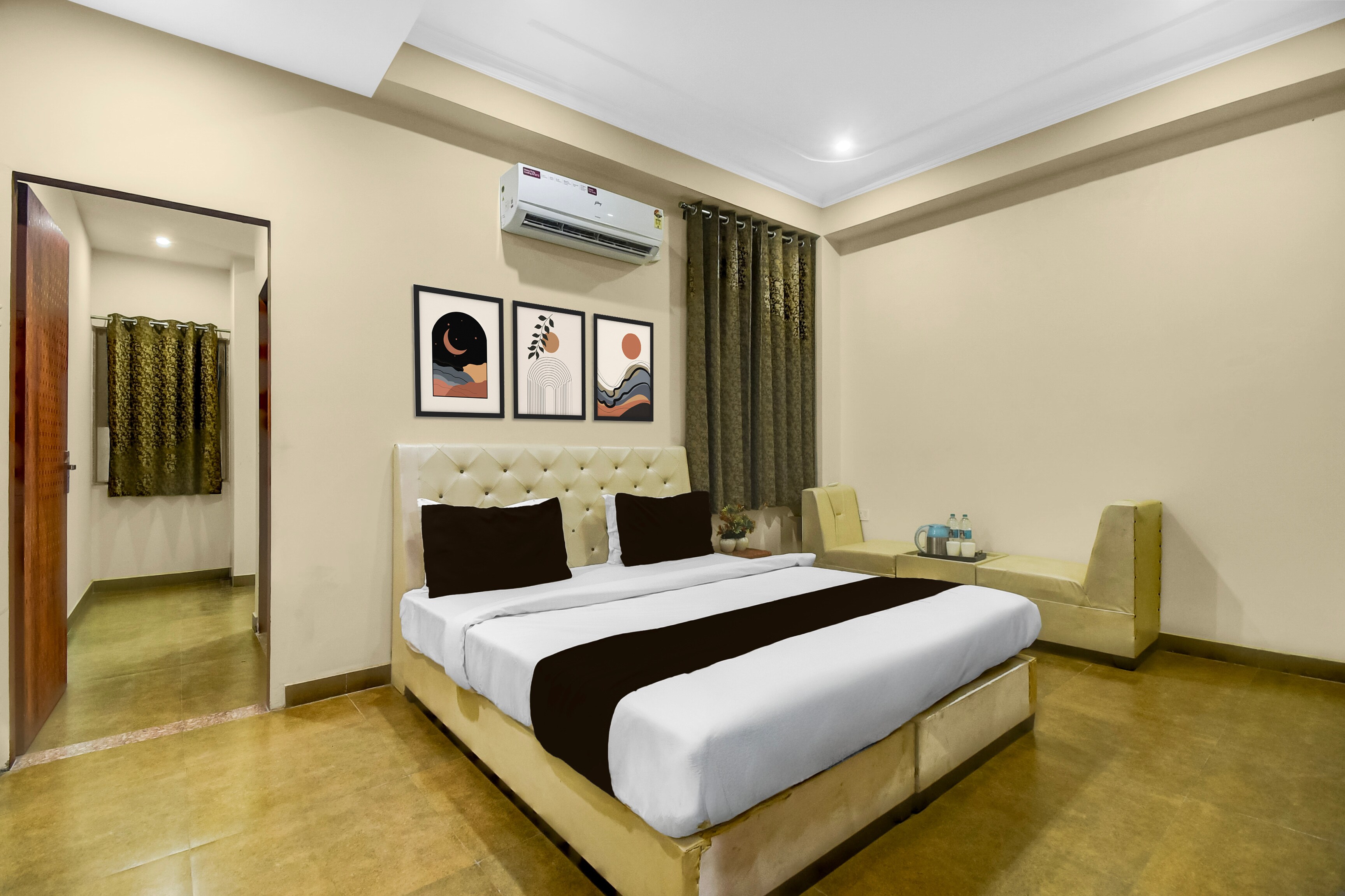 Hotel Runway Jaipur Airport Sanganer - Tap to explore photos