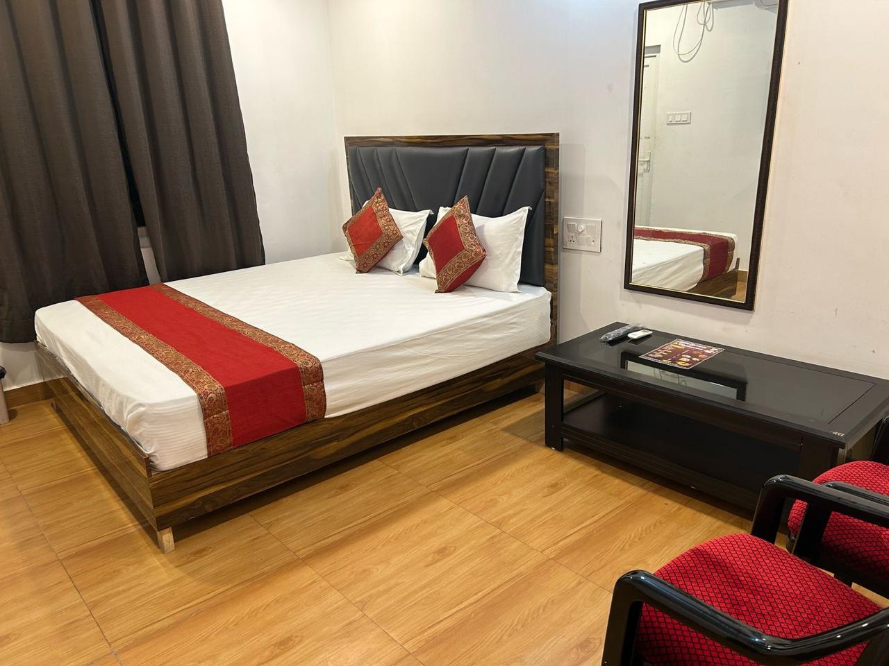 Lotus inn - Tap to explore photos