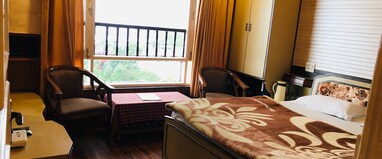 Hotel Kufri Holiday Inn