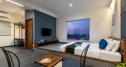 The Cult Stay Room Type - Superior Studio