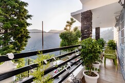 Skyvale Nainital 4BHK Mountain View Villa