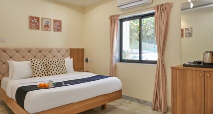 Privy Stays- Casa Sereno, Nagaon Room Type - Premium Couple AC Room